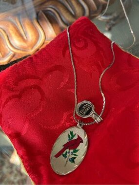 Vintage Cardinal Pendant Necklace - Red Enamel Bird on genuine pewter Oval